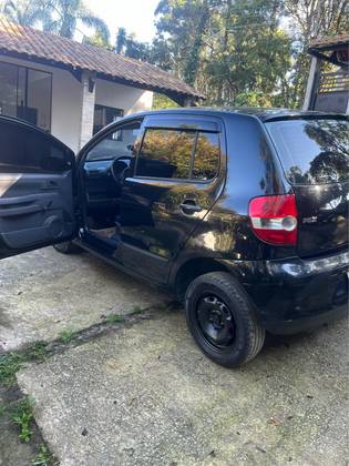 VOLKSWAGEN FOX 1.0 MI 8V FLEX 4P MANUAL VOLKSWAGEN FOX 1.0 MI 8V FLEX 4P MANUAL